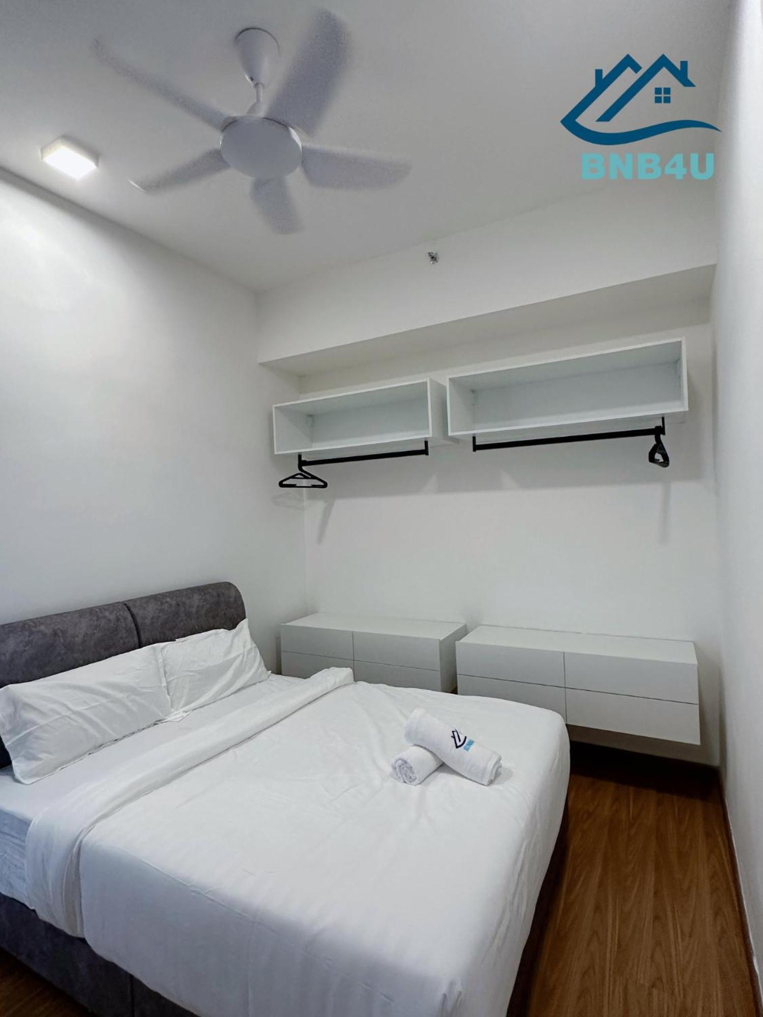 Beacon 2Br Infinity Pool - By Bnb4U 조지타운 외부 사진