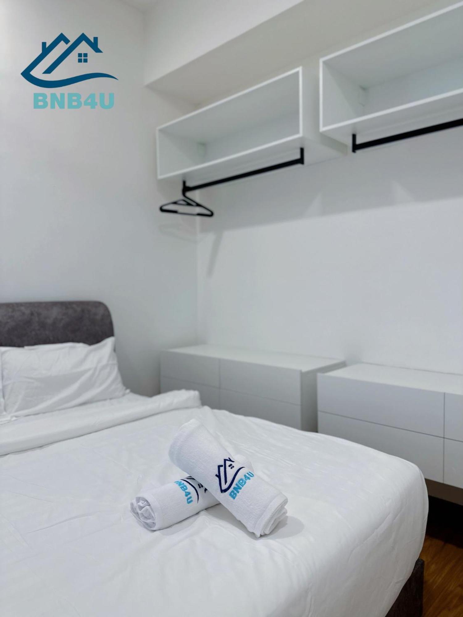 Beacon 2Br Infinity Pool - By Bnb4U 조지타운 외부 사진